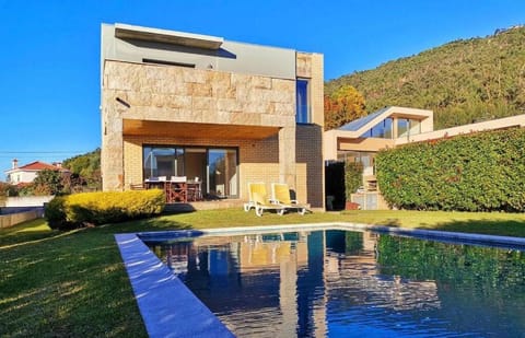 Hill & Beach house House in Viana do Castelo