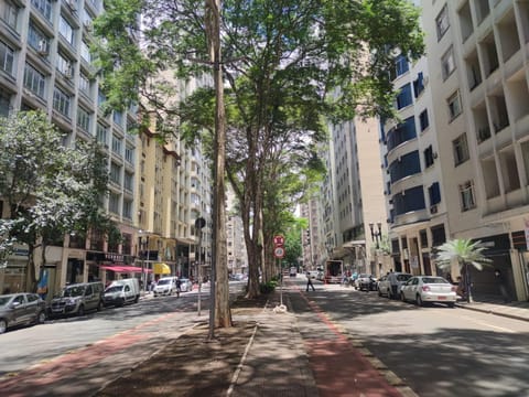 Neighbourhood, Street view