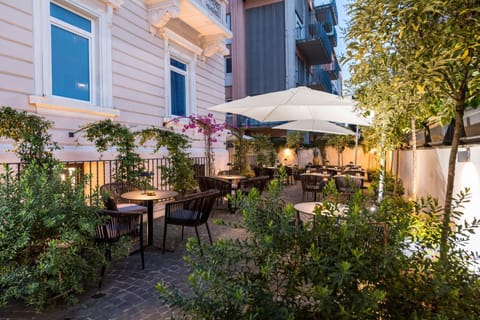 Property building, Garden