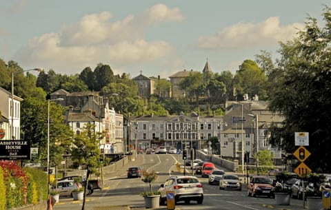 Neighbourhood, City view