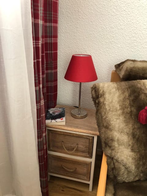 Studio Fondue chocolat, 100m des pistes Wifi fibre, parking privé Apartment in Haute-Savoie