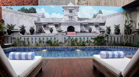 Pool view, Swimming pool
