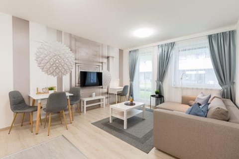 TV and multimedia, Seating area