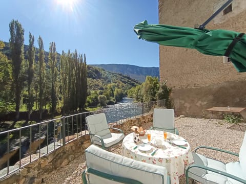 Patio, Natural landscape