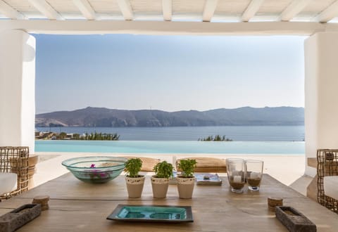 Sea view, Swimming pool