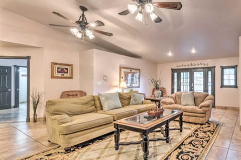 Casa Ruidoso Cabin Hot Tub, Views and Pool Table! Cabin in Alto