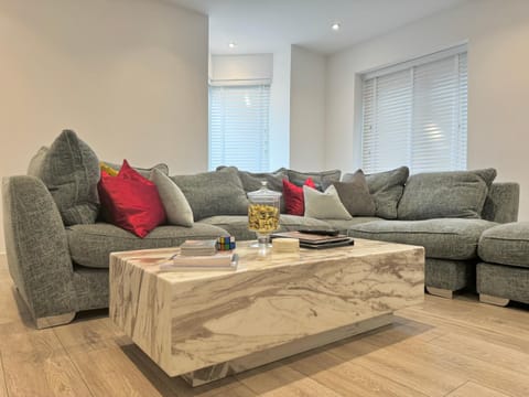 Eagles Cottage, 3 - Bed, Sleeps 6, Pets Welcome - Ulverston House in England