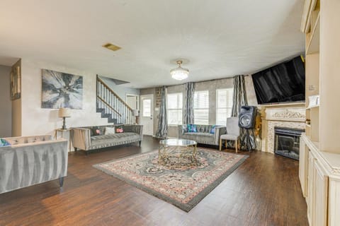 Covered Patio and Yard Family Home in Katy House in Houston