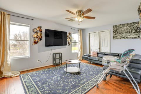 Covered Patio and Yard Family Home in Katy House in Houston