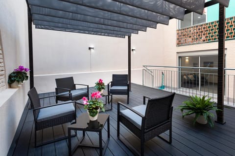 Patio, Balcony/Terrace