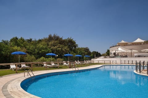 Garden, Solarium, Swimming pool, Swimming pool