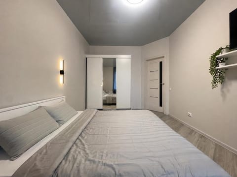 Bed, Bedroom, wardrobe