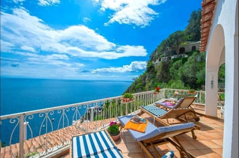 Villa SEASIDE Villa in Praiano