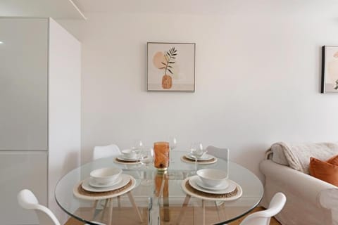 Spacious Two Bed loft Apartment Apartment in East Hertfordshire District