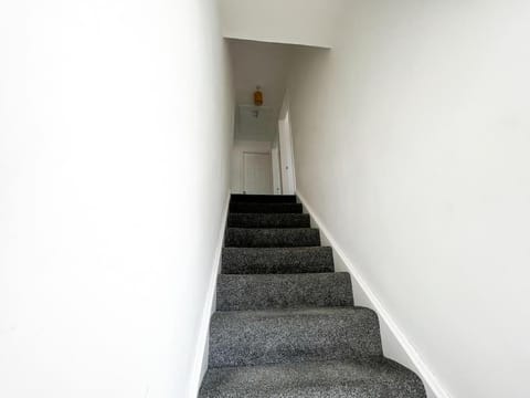 Starview Apartment - Hawthorne House in Colchester