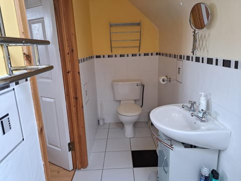 Spacious 6-Bed House 10 minutes from Knock Airport House in County Mayo