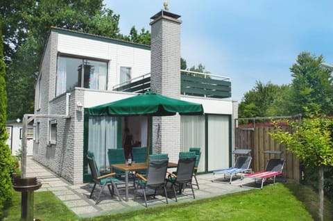Veermansplaat 25 - Noordzeepark Ouddorp NOT FOR COMPANIES!! House in Ouddorp