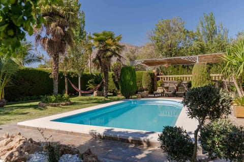 Spring, Off site, Day, Garden, Garden view, Pool view, Swimming pool, sunbed