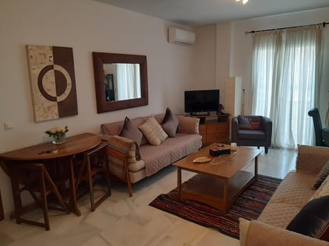 Communal lounge/ TV room, TV and multimedia