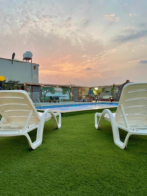 Day, Natural landscape, Pool view, Swimming pool, Sunrise, Sunset, sunbed