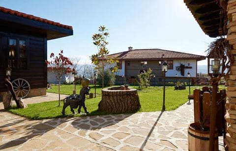 Facade/entrance, Garden, Garden