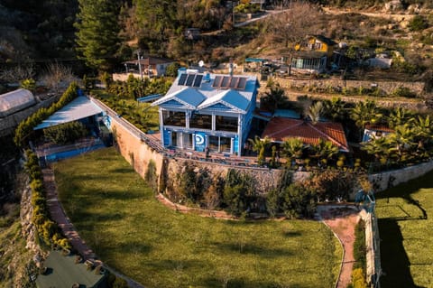 Restaurant/places to eat, Bird's eye view, View (from property/room), Lake view, Mountain view, Breakfast