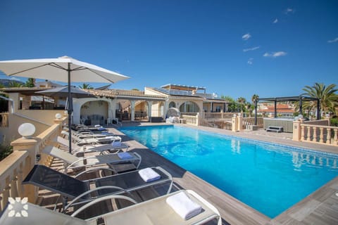 Villa Airlie by Abahana Villas Villa in Calp