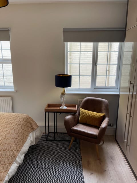 52 Lansdown Crescent Apartment in Cheltenham