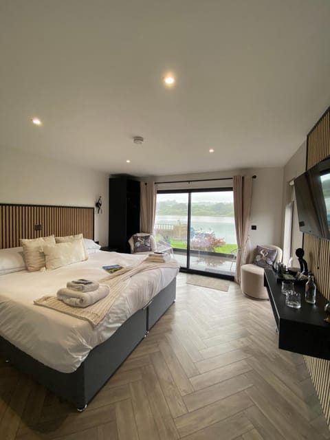 The Inn on the Loch Motel in England