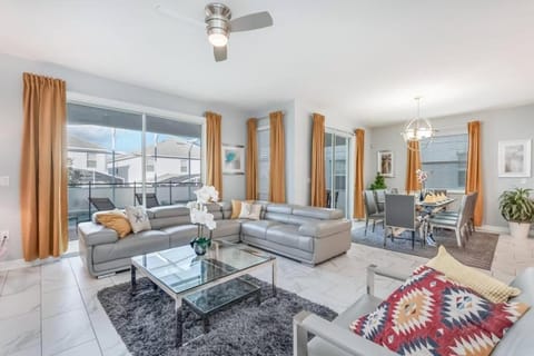 Living room, Seating area, fireplace