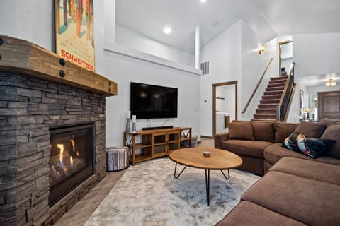 Elk Grove Getaway House in Ponderay