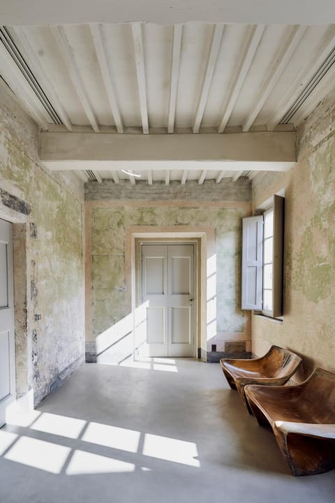 Decorative detail, Internal: Not applicable to any particular room