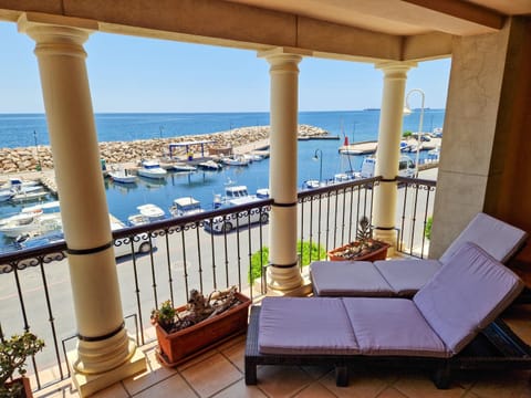 Off site, View (from property/room), View (from property/room), Balcony/Terrace, Sea view, Sea view