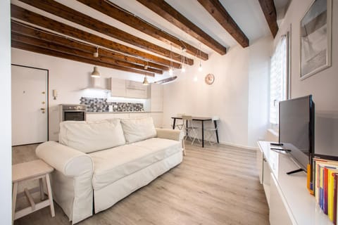 Lounge or bar, Photo of the whole room