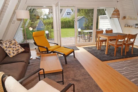 Zeltdachhaus fuer die ganze Familie House in Damp