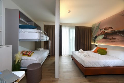 Photo of the whole room, Bedroom, bunk bed