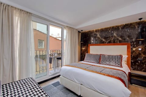 Bed, View (from property/room), Balcony/Terrace, Photo of the whole room, Bedroom