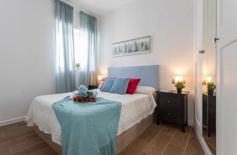Bed, Bedroom, wardrobe