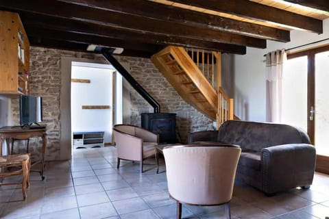 Charmant gîte Bourguignon House in Bourgogne-Franche-Comté