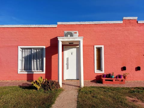 Property building, Facade/entrance, Garden