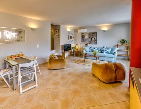 Monemvasia Modern flat Apartment in Islands