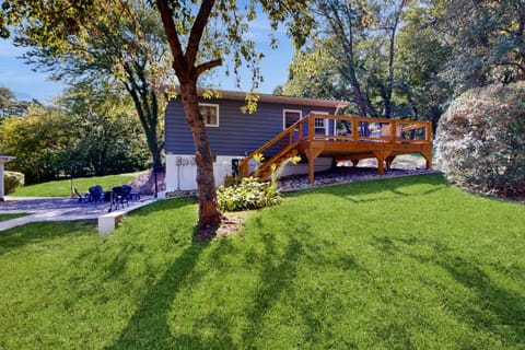 Little Bear Den Apartment in Bent Creek