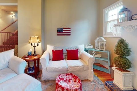 North Whitted Escape House in Hendersonville