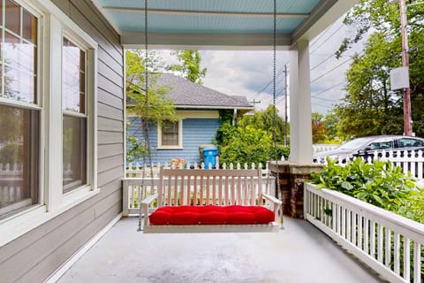 North Whitted Escape House in Hendersonville