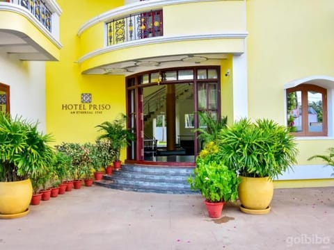 Property building, Facade/entrance
