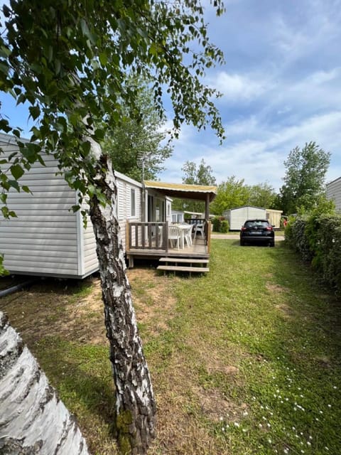 Mobil-Home 4 étoiles avec piscine proche de Blois Campground/ 
RV Resort in Centre-Val de Loire