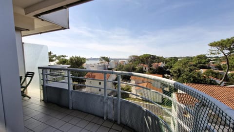 Property building, Day, View (from property/room), Balcony/Terrace, Sea view