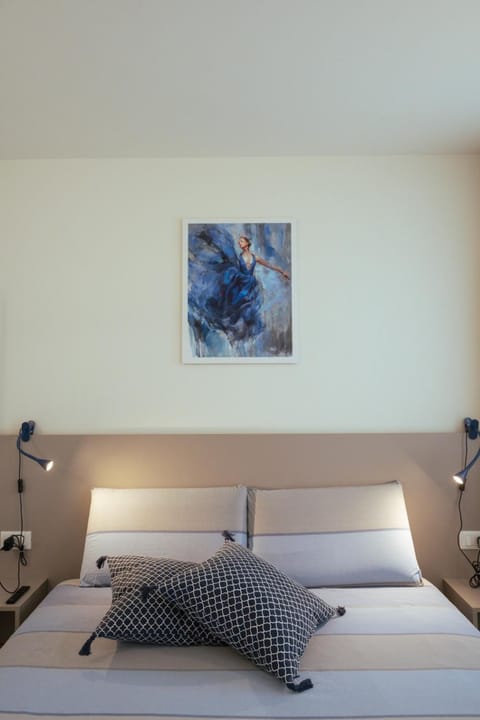 Residenza SubitoSanto "Gigliola" 9A - Bilocale con terrazzo esclusivo Cupola Basilica di Sant'Antonio- Apartment in Padua