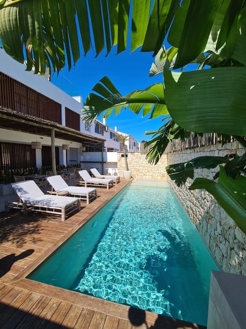 Property building, Day, Natural landscape, View (from property/room), Pool view, Swimming pool, sunbed