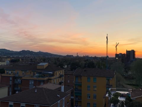 Gino's Apt. - Zona Ospedale Sant'Orsola e Fiera Bed and Breakfast in Bologna